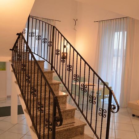 Casaiodice Apartment Napoli Bagian luar foto